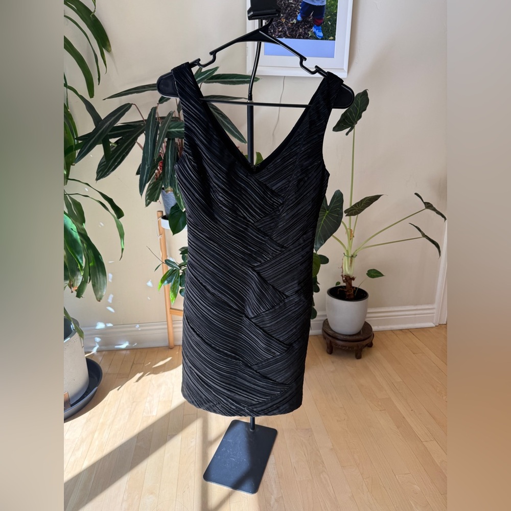 Max & Cleo Black Textured V-Neck Mini Dress